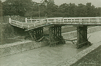 7月豪雨：倒壊した公光橋