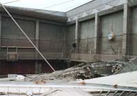 市立体育館震災直後の写真