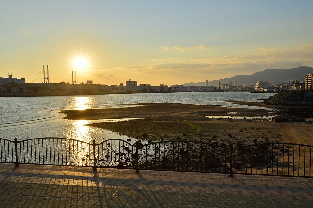 芦屋川河口の夕日