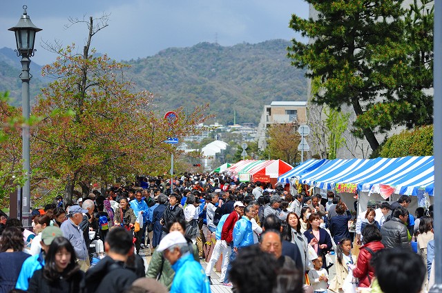 2日間で約15,000人が来場しました			