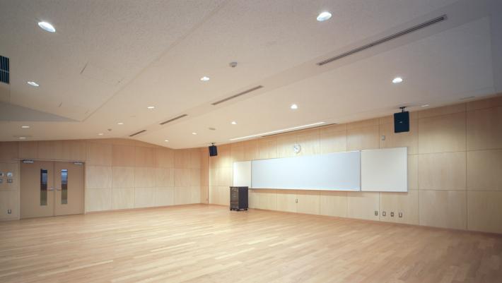 精道中学校音楽室