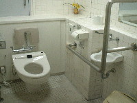 1階トイレ内の写真