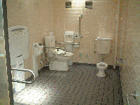 芦屋公園北トイレ改良後の写真