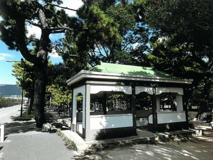 旧芦屋遊園バス待合所